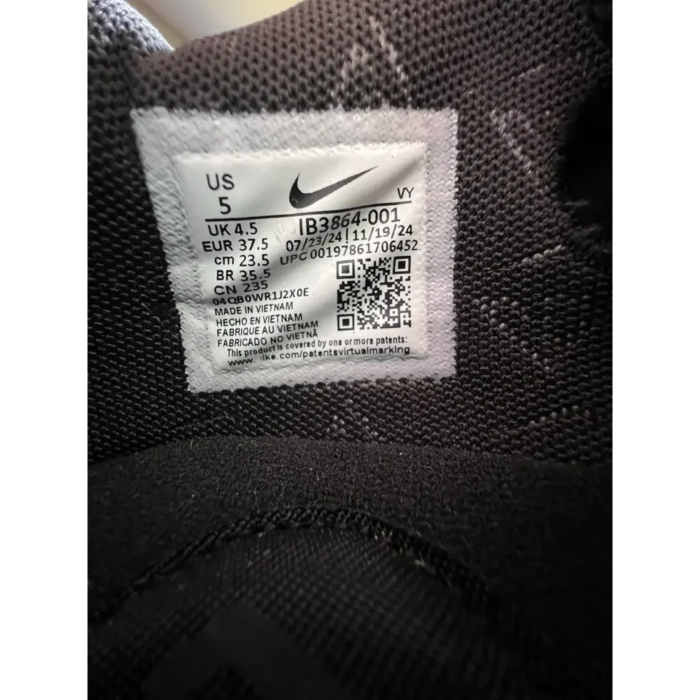 Nike Giannis Freak 6 “Black Label” size 5 men’s/6.5 women’s